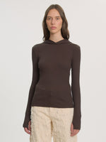 Lade das Bild in den Galerie-Viewer, Kimi Top Black Coffee
