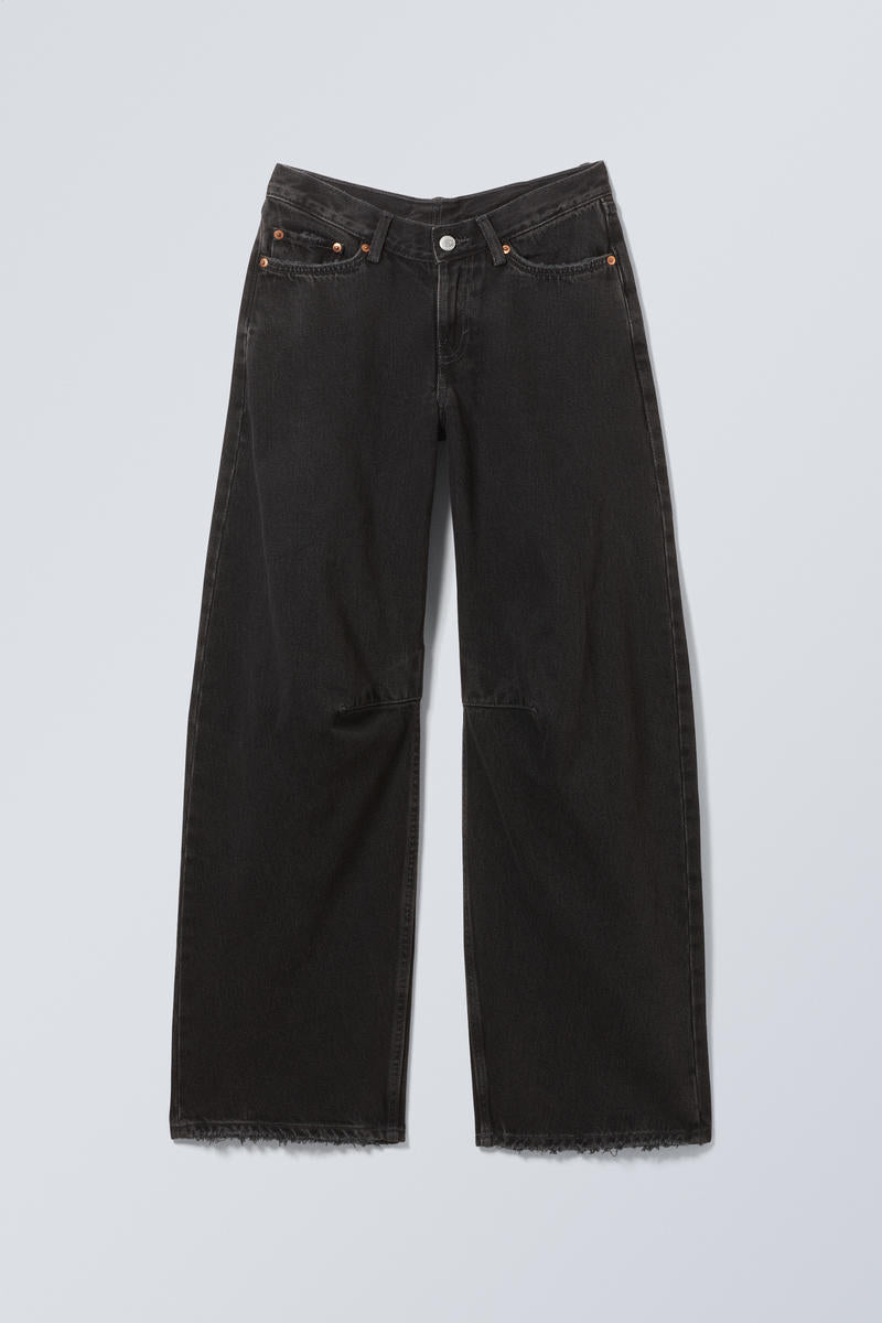 Oblique V-Shaped Jeans