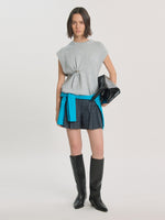 Lade das Bild in den Galerie-Viewer, Mreile Knit Vest Pearl Blue
