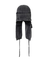 Lade das Bild in den Galerie-Viewer, Washed Knit Trooper Hat Charcoal
