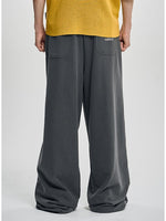Lade das Bild in den Galerie-Viewer, One Tuck Quilted Jersey Pants Charcoal
