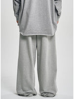Lade das Bild in den Galerie-Viewer, One Tuck Quilted Jersey Pants Grey
