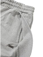 Lade das Bild in den Galerie-Viewer, One Tuck Quilted Jersey Pants Grey
