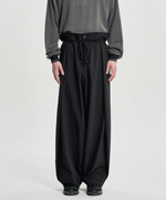Lade das Bild in den Galerie-Viewer, Cotton Twill One Tuck Pants Black
