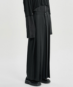 Lade das Bild in den Galerie-Viewer, Wool Blend Hakama Pants Black
