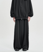 Lade das Bild in den Galerie-Viewer, Multi Lace Trim One Tuck Track Pants
