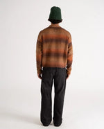 Lade das Bild in den Galerie-Viewer, Gardient Knit Sweater Brown

