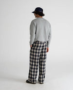 Lade das Bild in den Galerie-Viewer, Legacy Knit Sweater Grey
