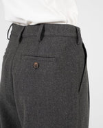 Lade das Bild in den Galerie-Viewer, Double Pleated Club Pants Dark Grey
