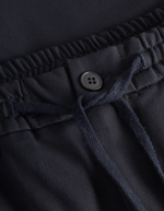 Lade das Bild in den Galerie-Viewer, Como Tapered Drawstring Pants Black
