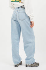 Lade das Bild in den Galerie-Viewer, Donna Stream Light Worn
