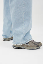 Lade das Bild in den Galerie-Viewer, Donna Stream Light Worn
