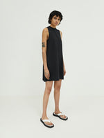 Lade das Bild in den Galerie-Viewer, Aleana Dress Black
