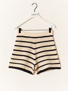 Heinke Shorts Blck/Gardenia