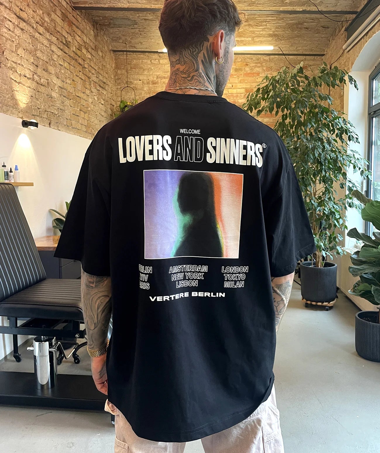Vertere Lovers & Sinners T - Shirt Schwarz