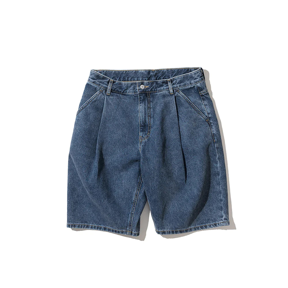 One Tuck Denim Short Light Indigo