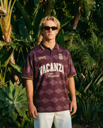 Lade das Bild in den Galerie-Viewer, Vacanza Soccer Jersey Burgundy
