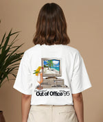 Lade das Bild in den Galerie-Viewer, Out Of Office T-Shirt
