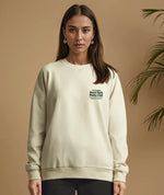 Lade das Bild in den Galerie-Viewer, Pesto Club Sweater Beige
