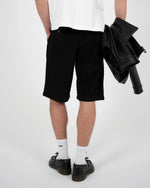 Lade das Bild in den Galerie-Viewer, Podium Double Pleated Shorts Black
