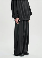 Lade das Bild in den Galerie-Viewer, Multi Lace Trim One Tuck Track Pants
