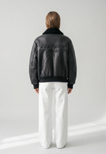 Lade das Bild in den Galerie-Viewer, Sector Faux Leather Jacket Black
