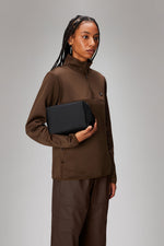 Lade das Bild in den Galerie-Viewer, Wash Bag Small Black
