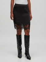 Lade das Bild in den Galerie-Viewer, Franja Skirt Black
