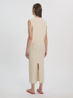 Lade das Bild in den Galerie-Viewer, Dani Vest Cream
