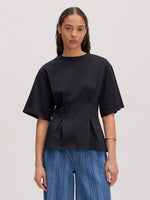 Lade das Bild in den Galerie-Viewer, Marah T-Shirt Black
