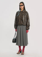 Lade das Bild in den Galerie-Viewer, Jilian Jacket Pu Dark Washed Brown

