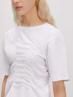 Lade das Bild in den Galerie-Viewer, Edith T-Shirt Black
