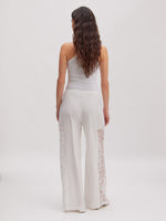 Lade das Bild in den Galerie-Viewer, Malu Trousers White
