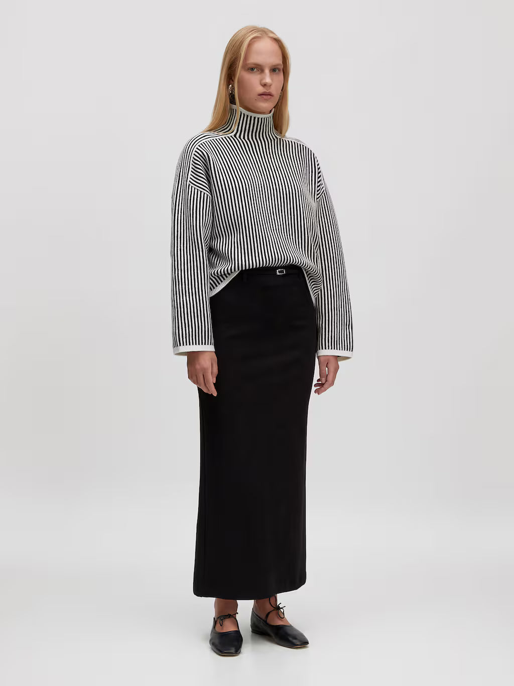 Nohea Jumper Black/White