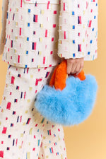 Lade das Bild in den Galerie-Viewer, Bamboo Faux Fur Tote Bag Light Blue
