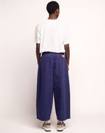 Lade das Bild in den Galerie-Viewer, Pantalon Colton Bleu Outremer
