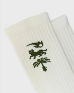 Lade das Bild in den Galerie-Viewer, AVY Organic Crew Socks Ecru/Green
