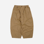 Lade das Bild in den Galerie-Viewer, Twill Balloon Pants Beige
