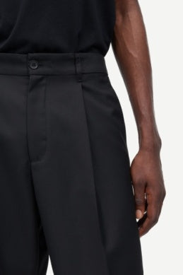 Samandla Shorts Black