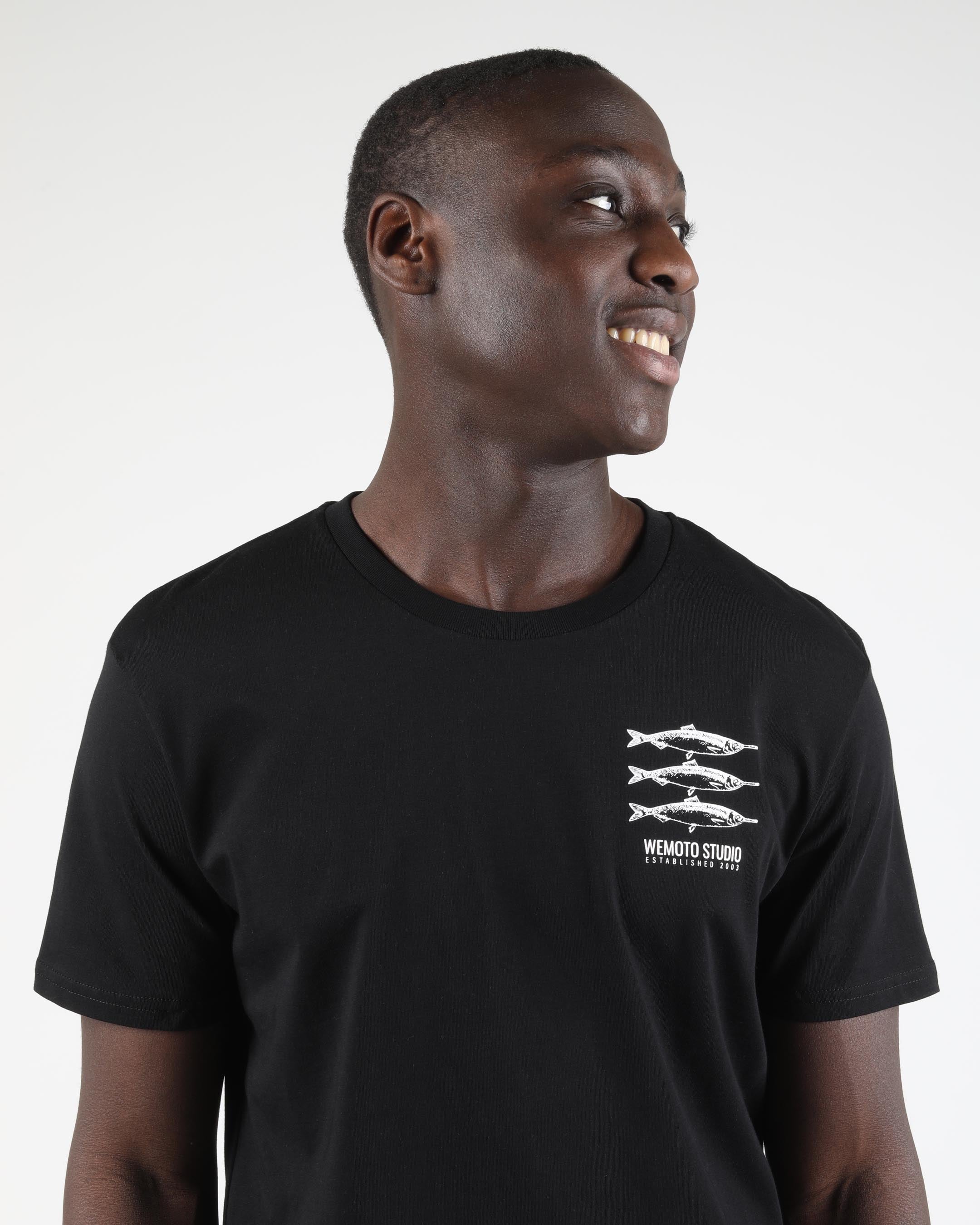 Sardinas Tee Black