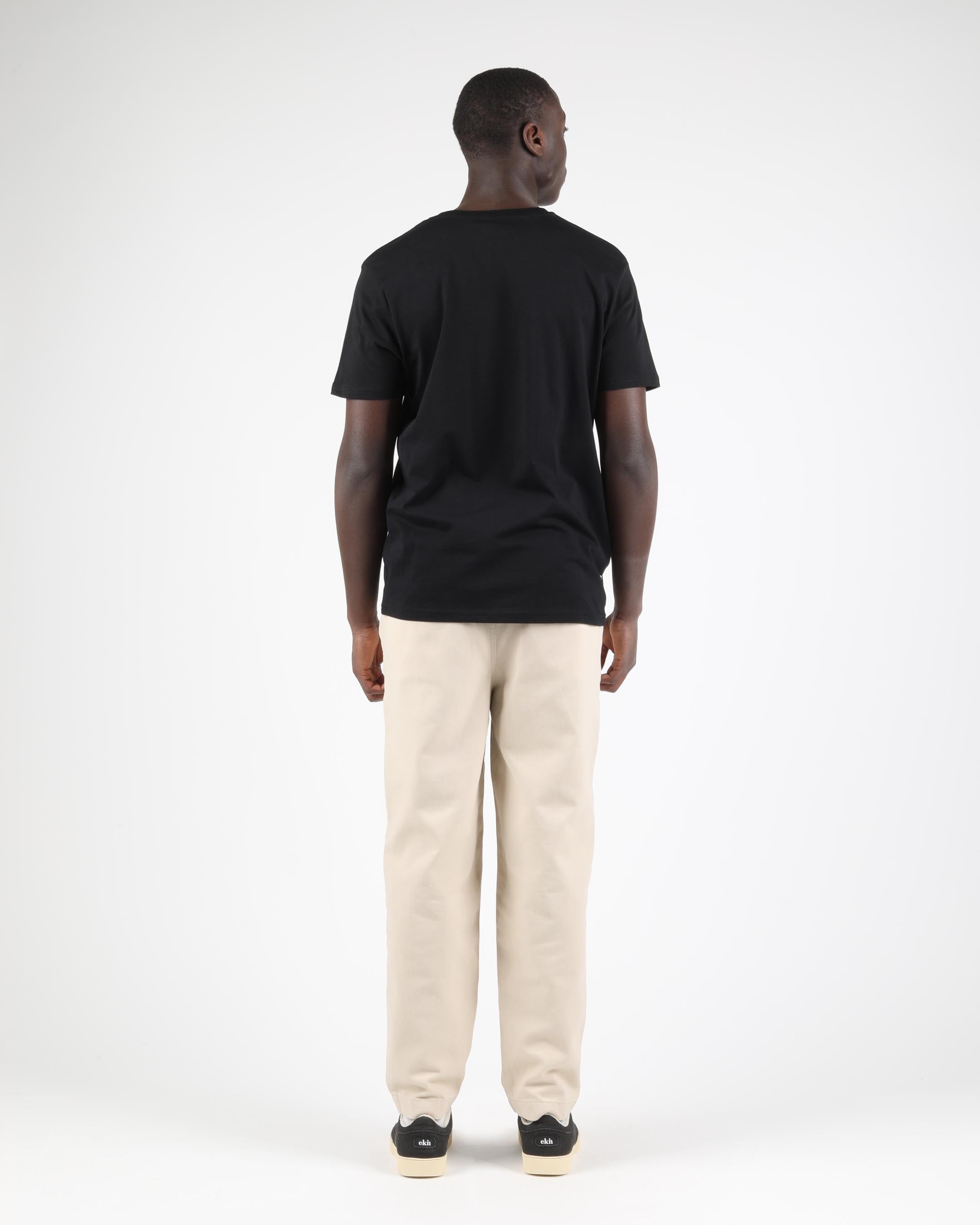 Sardinas Tee Black