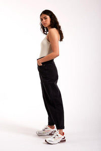 Bella Concrete Black