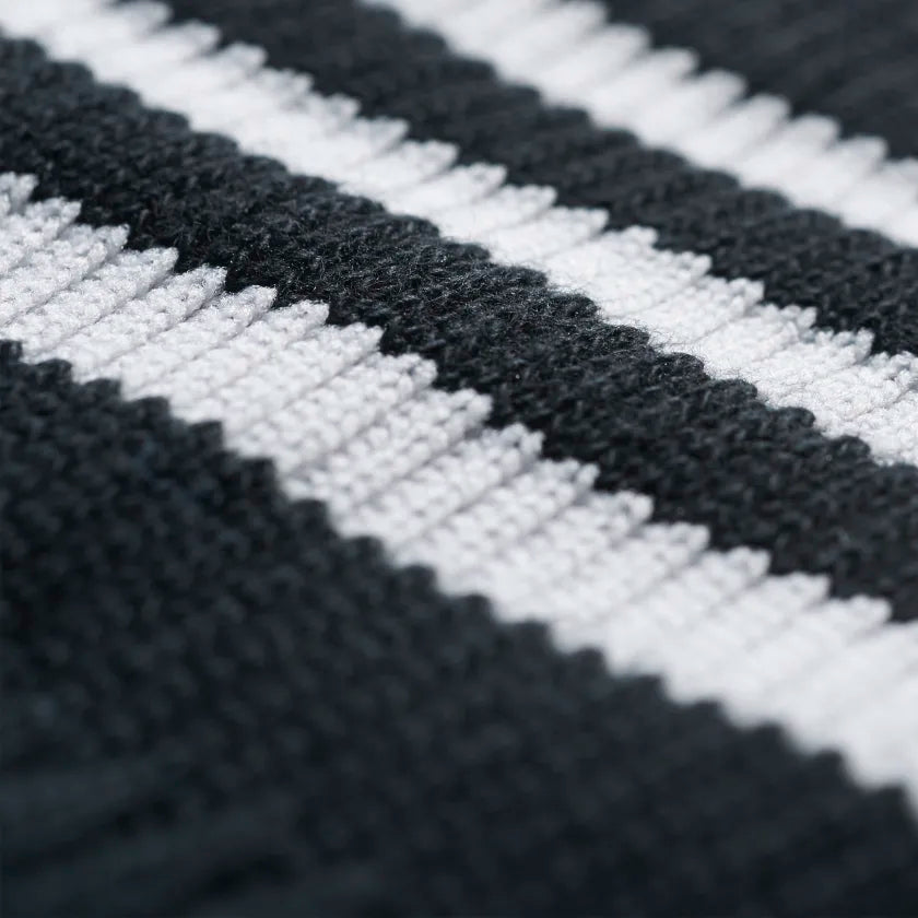Solid Crew Socks Black/White