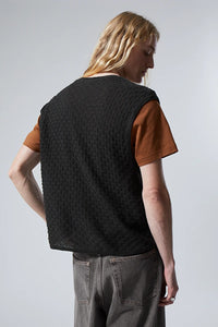James Regular Vest Black