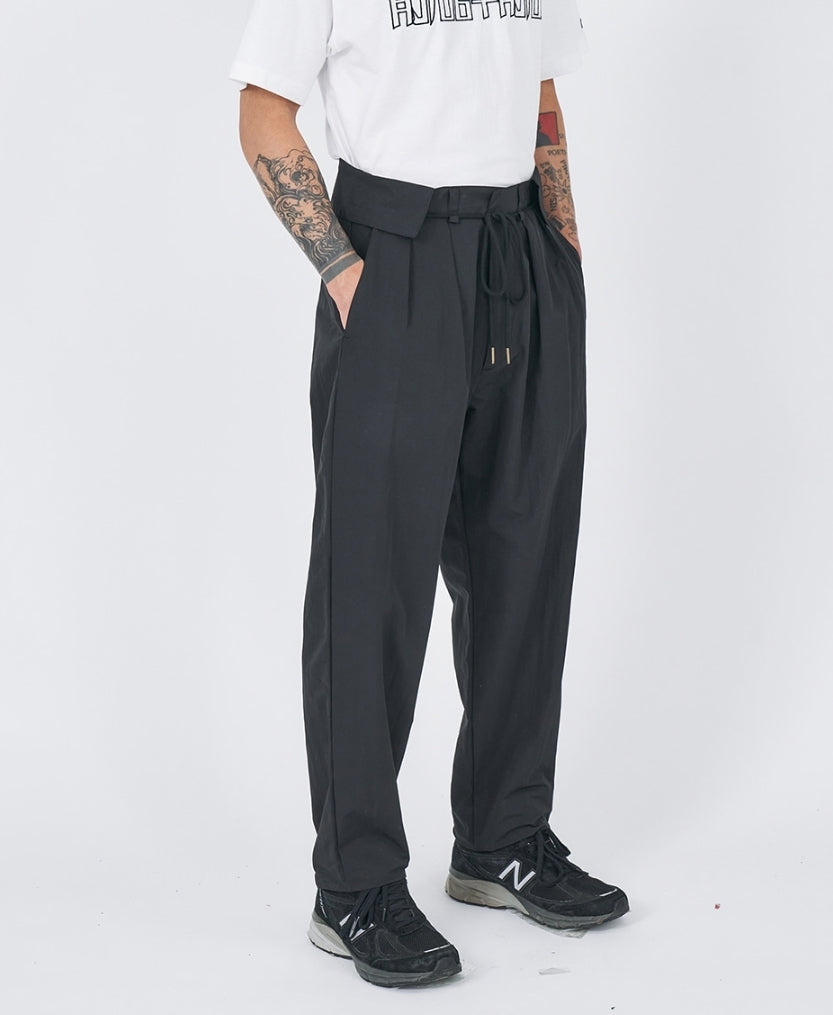 Two Tuck Nylon Baggy Pants