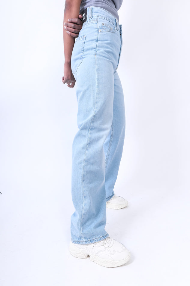 Echo Superlight Blue