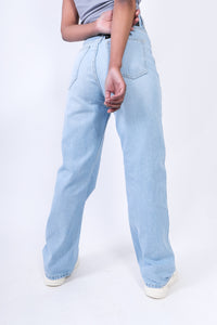 Echo Superlight Blue